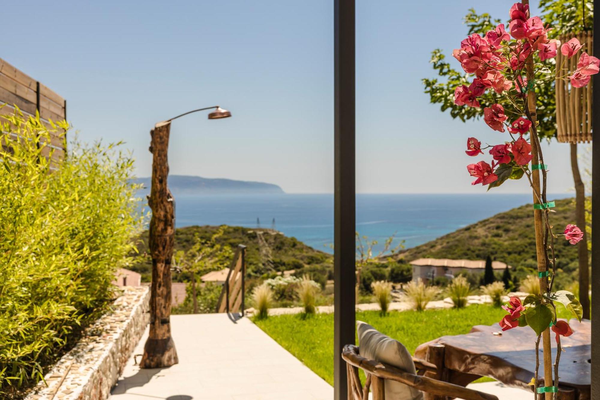 Hilaritas Luxury Suites Sea View, Private Pool & Jacuzzi Paradise Ratzaklíon Eksteriør billede