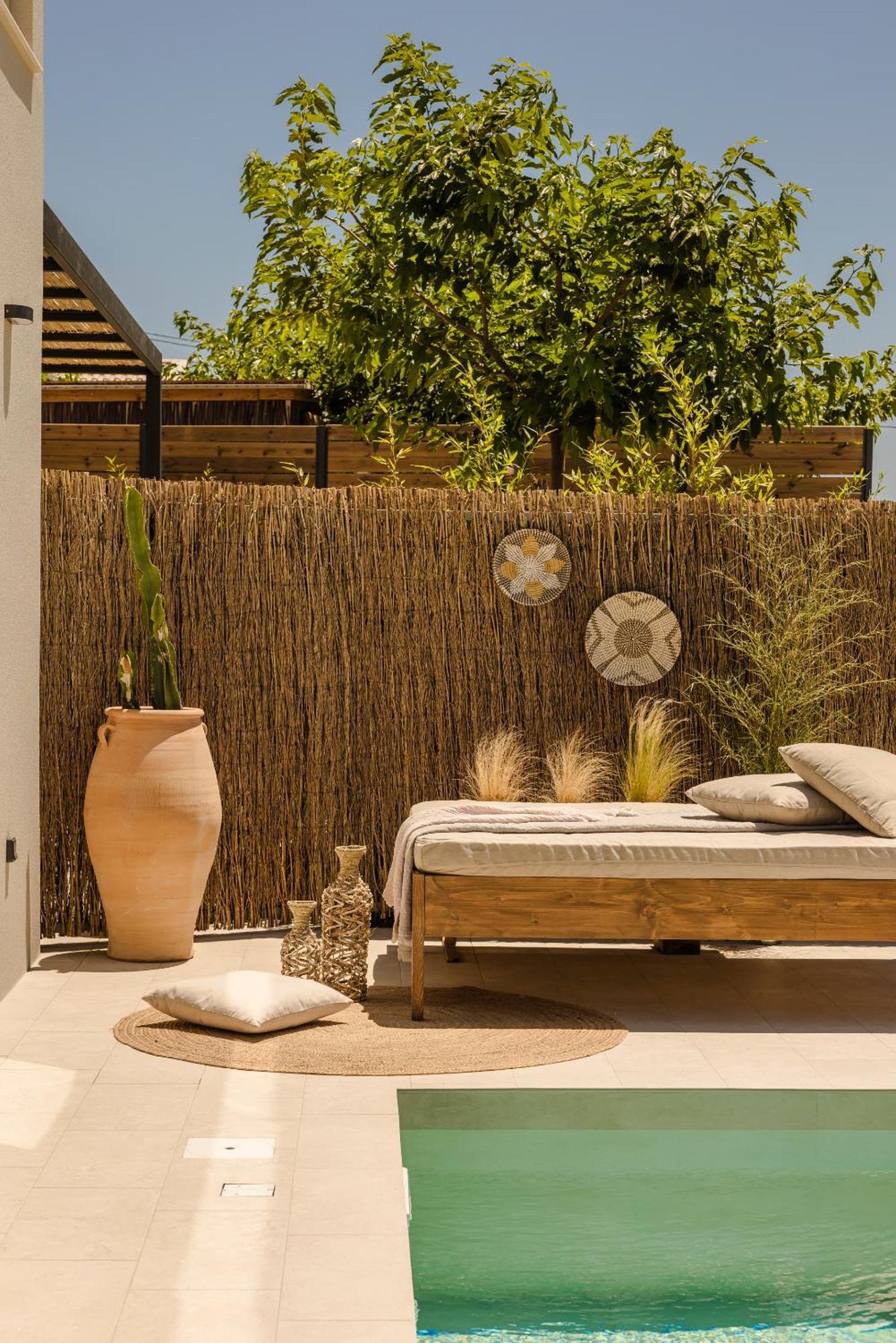 Hilaritas Luxury Suites Sea View, Private Pool & Jacuzzi Paradise Ratzaklíon Eksteriør billede