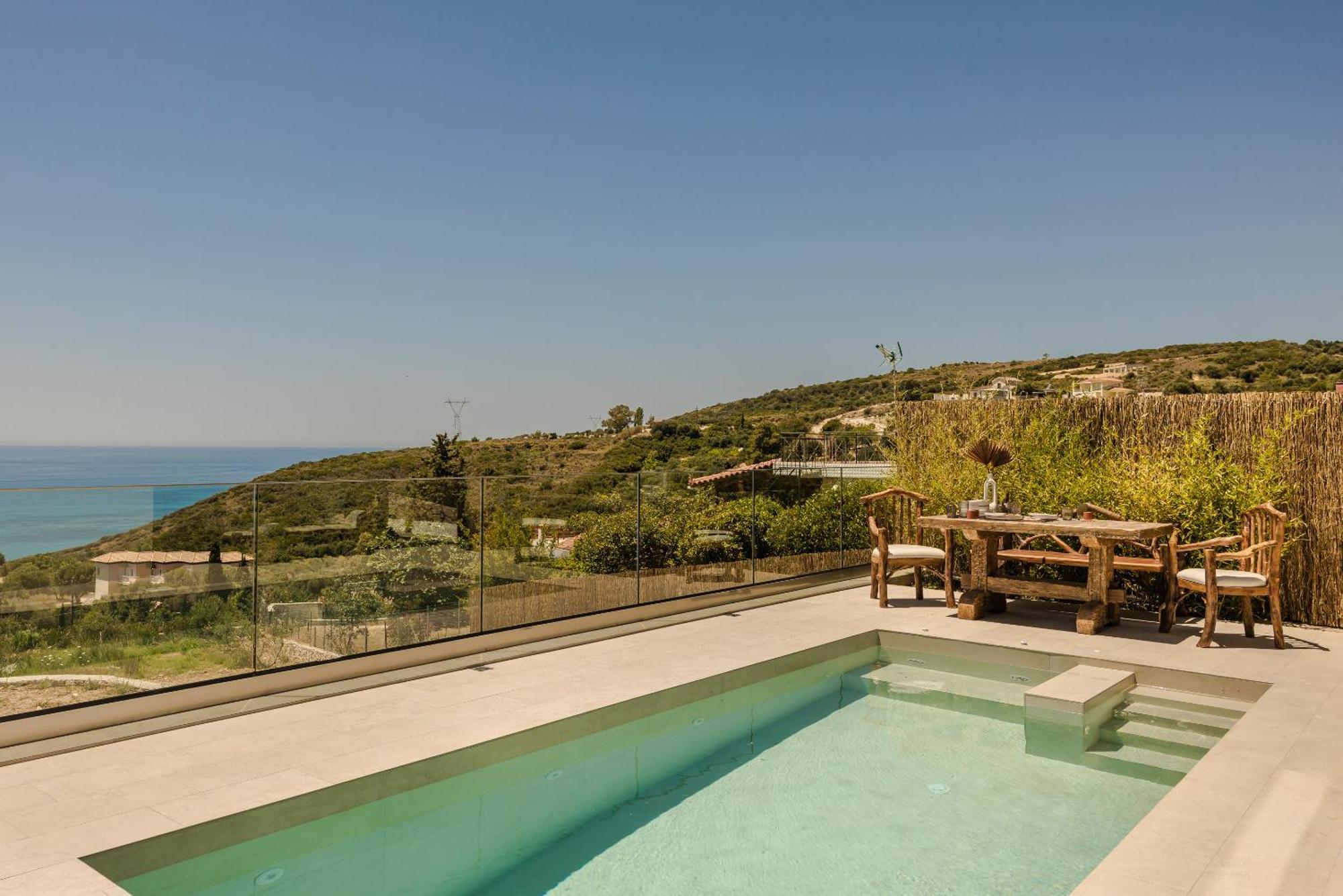 Hilaritas Luxury Suites Sea View, Private Pool & Jacuzzi Paradise Ratzaklíon Eksteriør billede