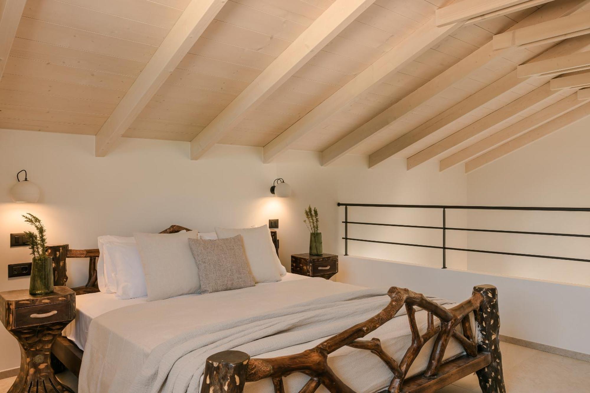 Hilaritas Luxury Suites Sea View, Private Pool & Jacuzzi Paradise Ratzaklíon Eksteriør billede